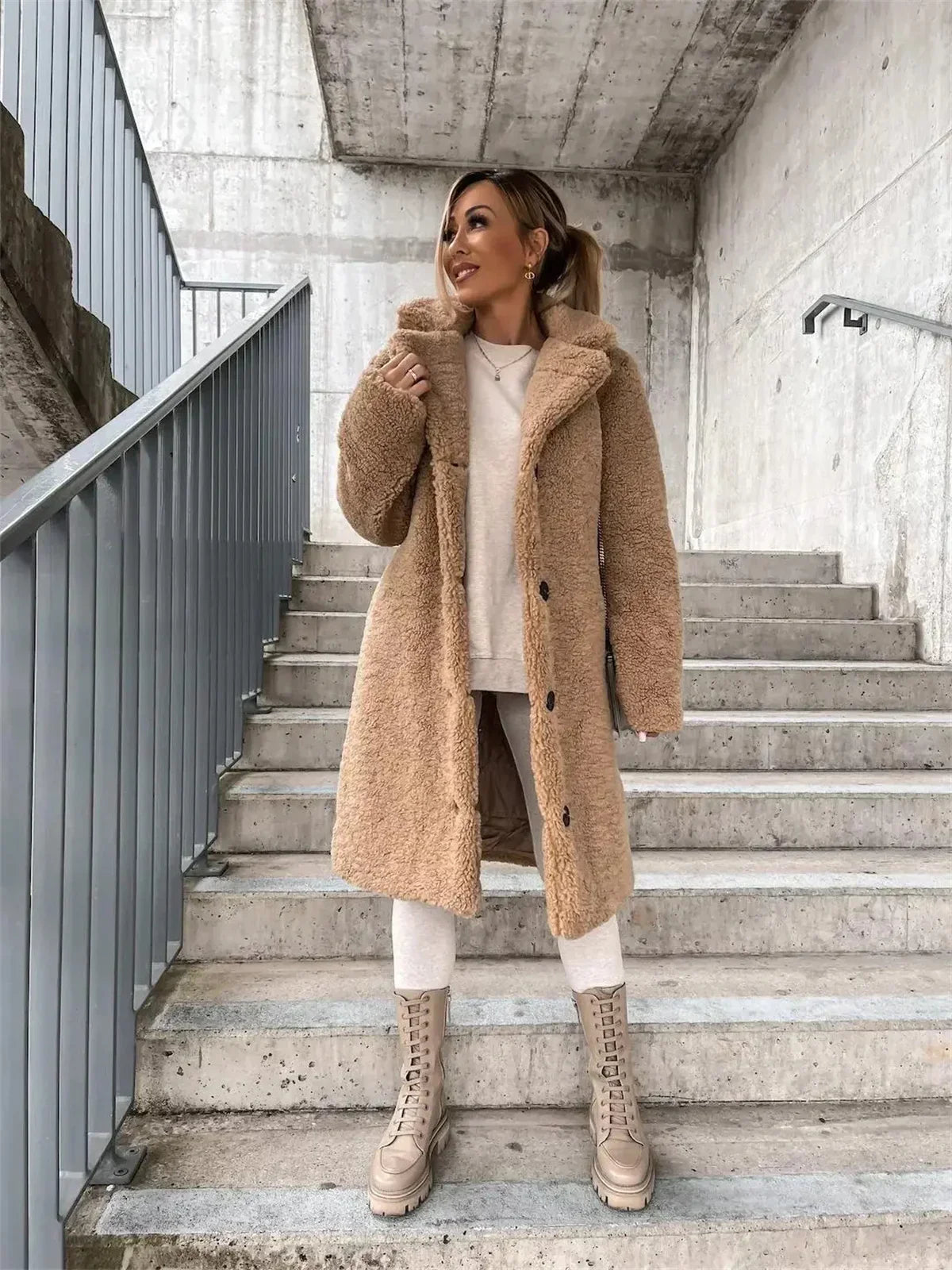 Ava™ - Warm Embrace Teddy Coat