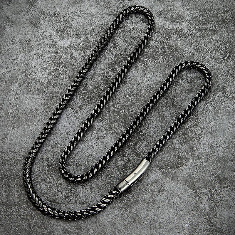 Silver streetwear necklace