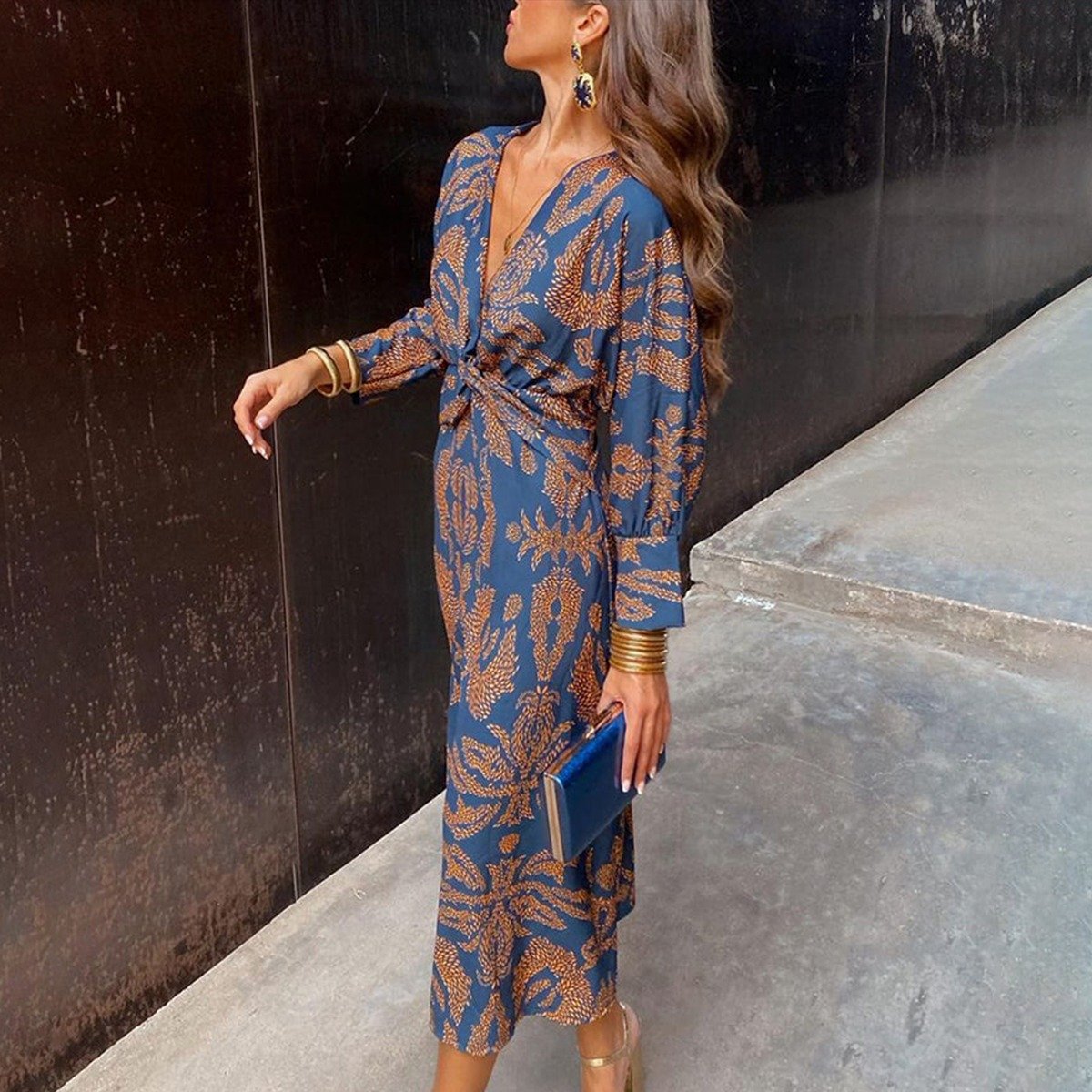 Groovy Blue Long Sleeve Midi Dress